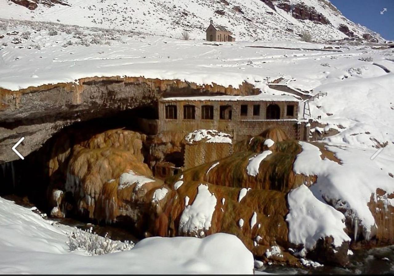 Refugio El Nico Hostel Puente del Inca Exterior photo